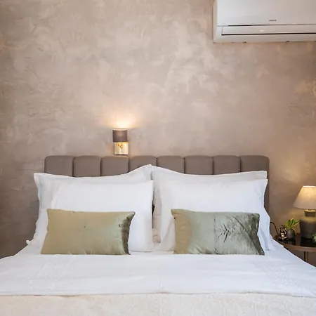 Magnolia Luxury Split